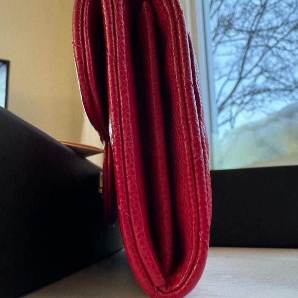 Rare Chanel card holder XL Reissue Raspberry color - Picture 8 of 15